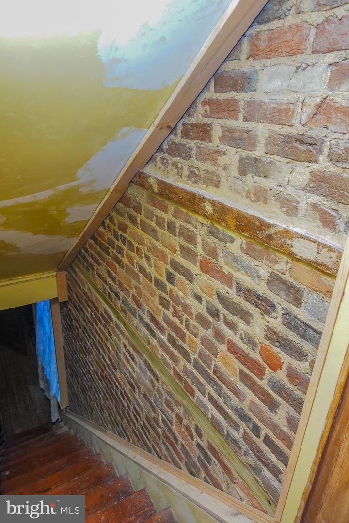 220 High Street Property Photo 34