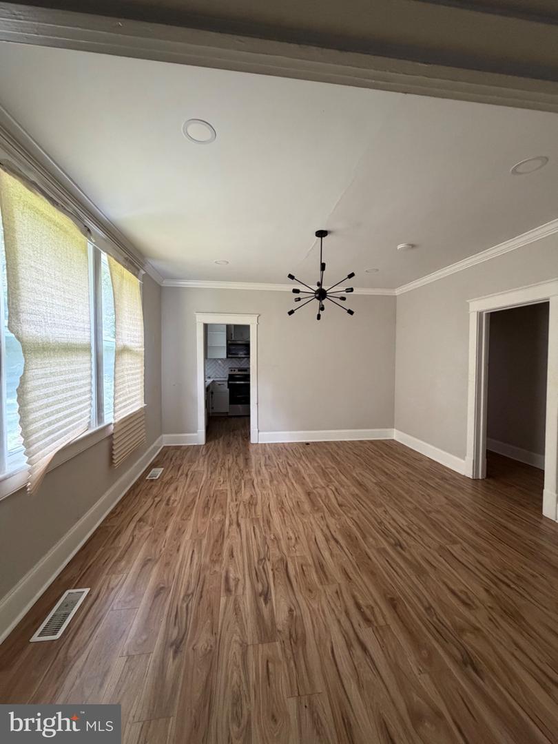 1846 East Blvd Property Photo 15