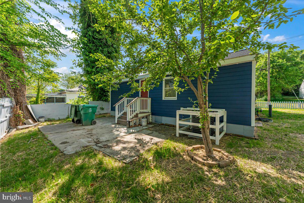 639 Plum St Property Photo 9