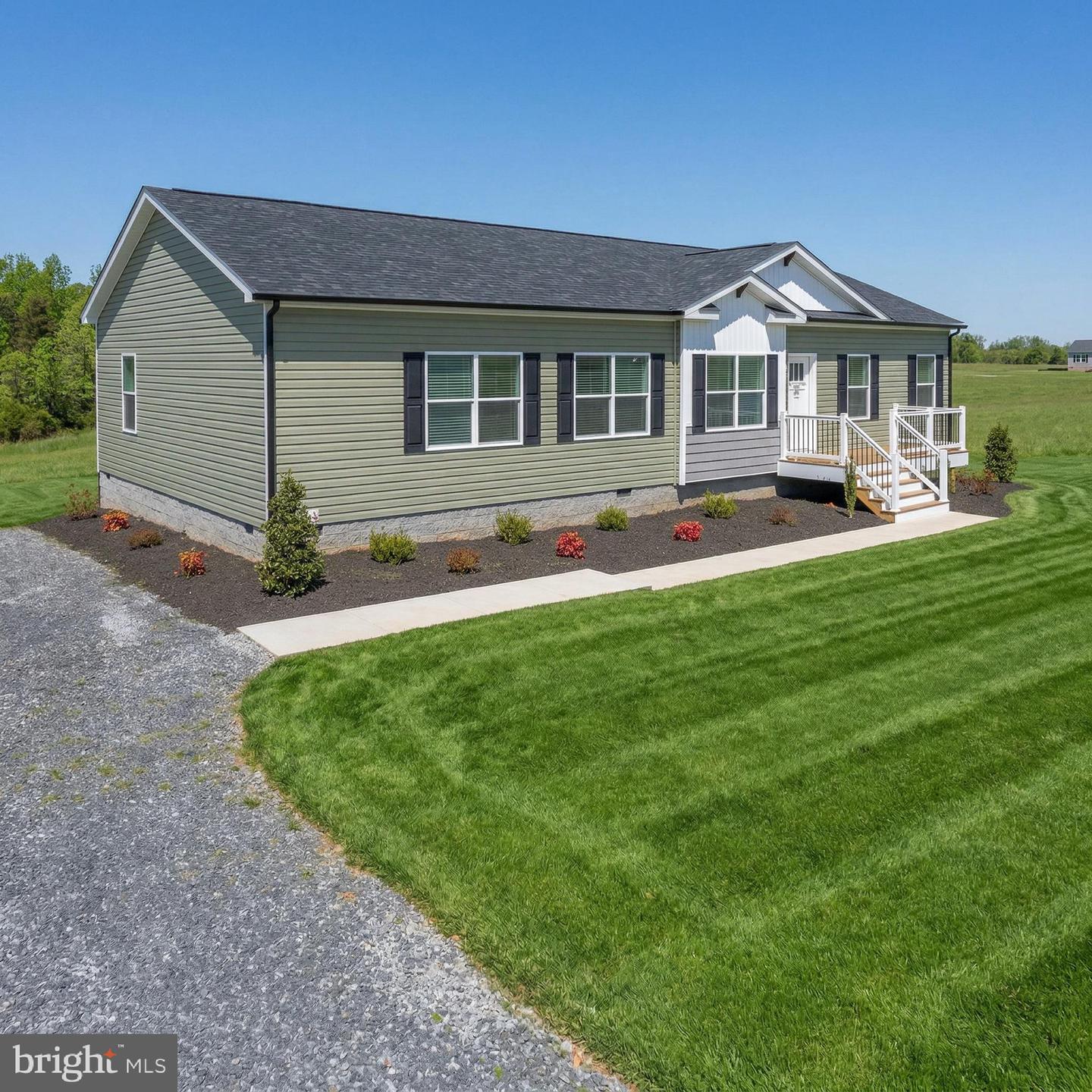1005 LEVI RD