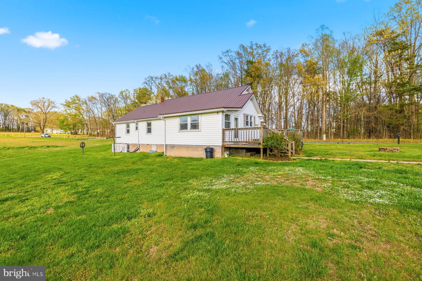 2092 Rocksprings Rd Property Photo 9