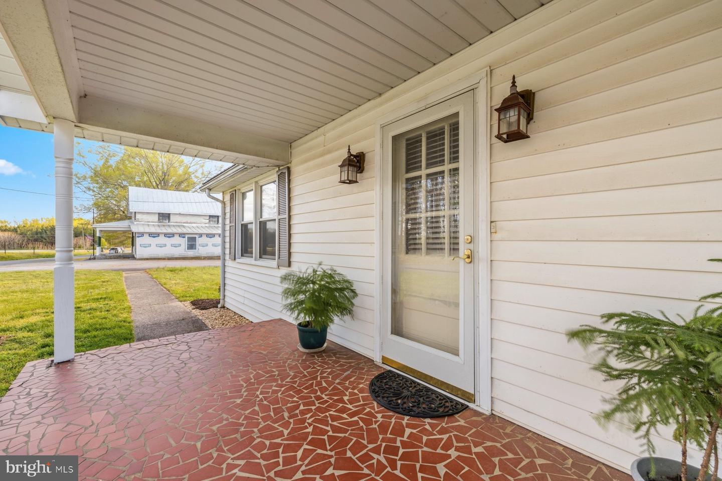 2092 Rocksprings Rd Property Photo 14