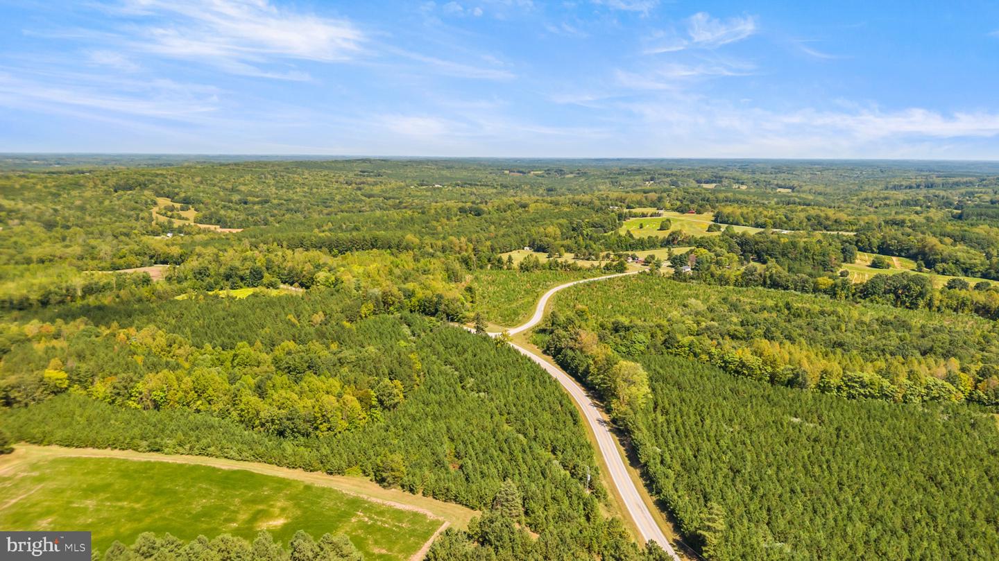 11271 Kentuck Rd Property Photo 25