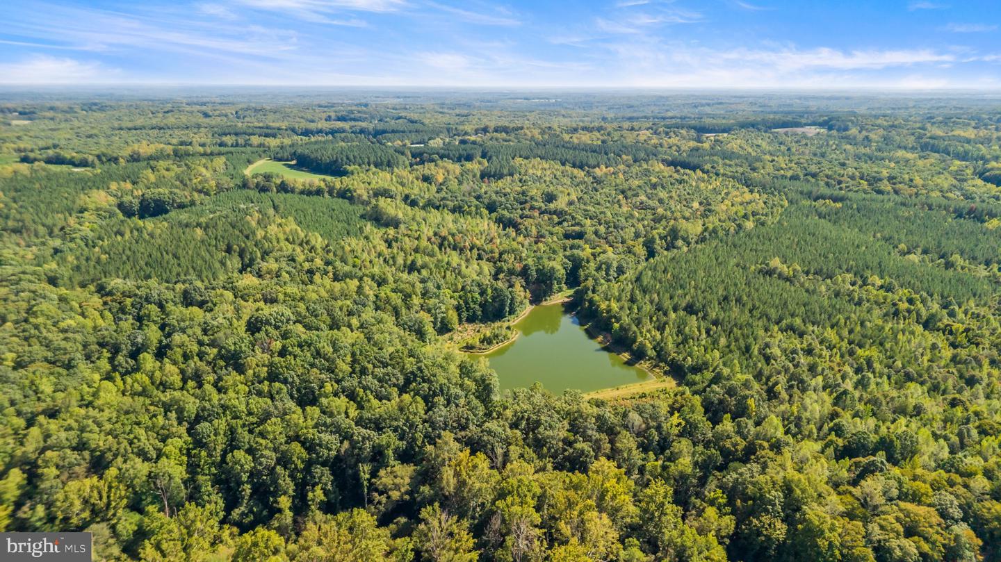 11271 Kentuck Rd Property Photo 32