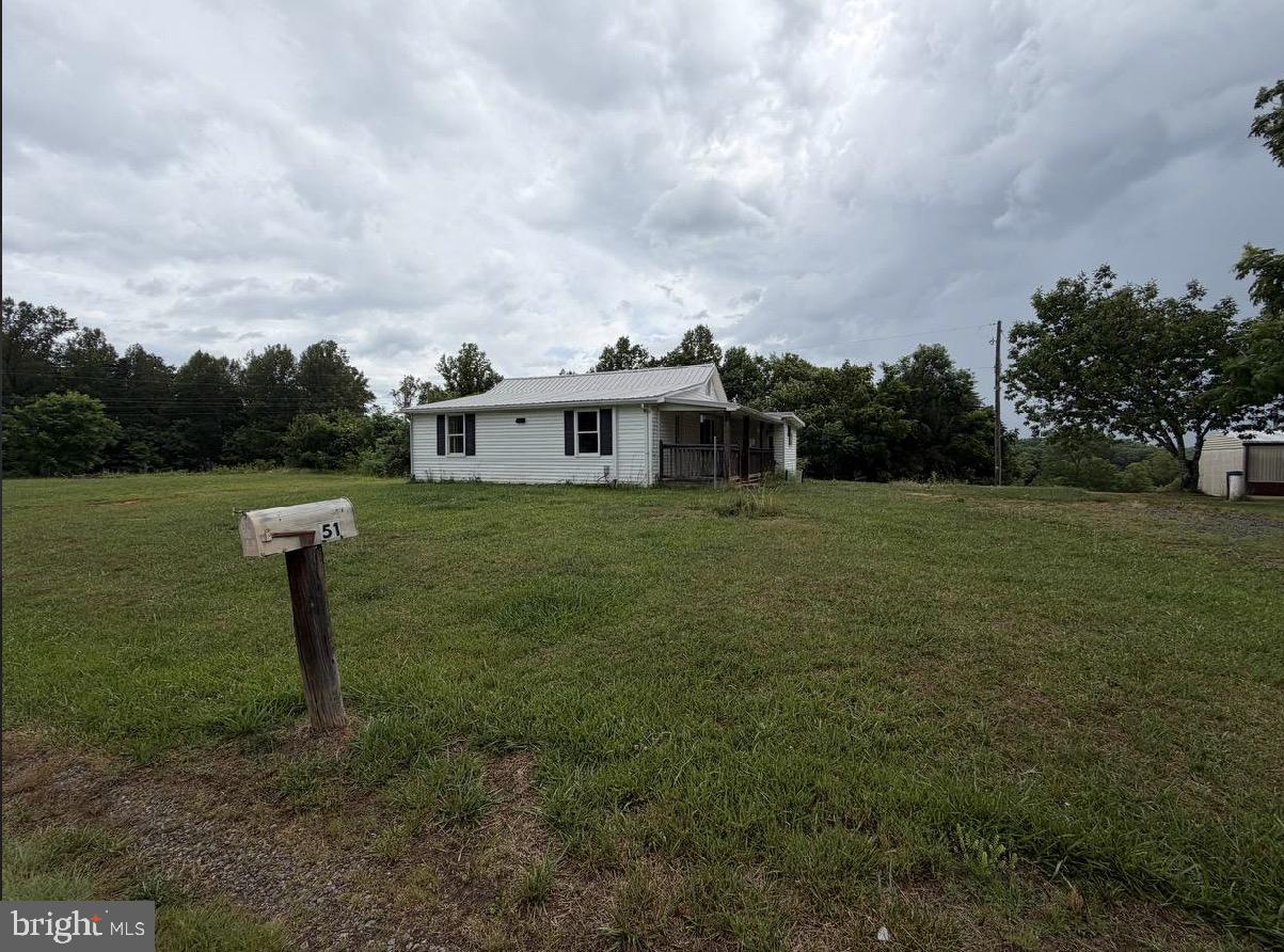 51 Ridgewood Ln Property Photo 1