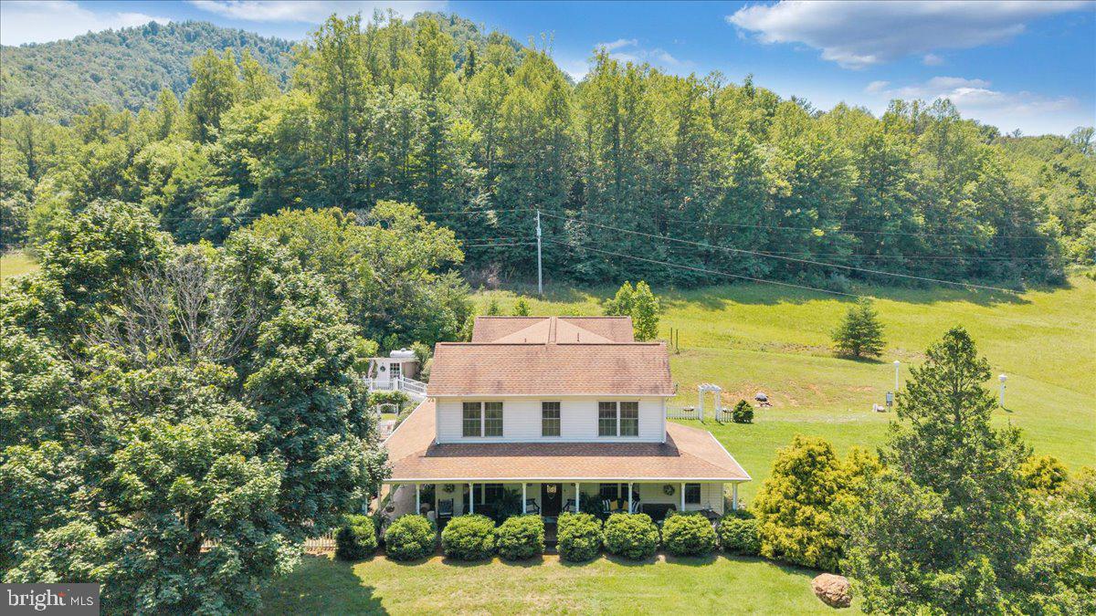 2170 Lone Ivy Rd Property Photo 3