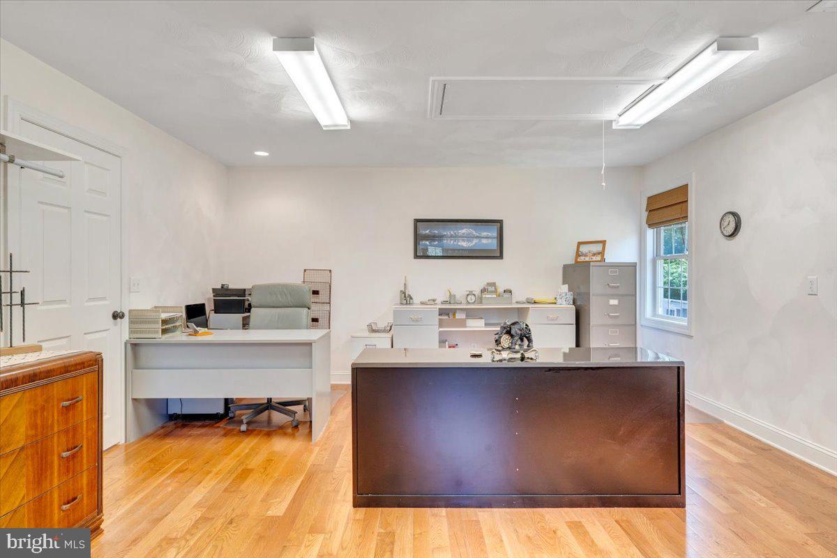 2170 Lone Ivy Rd Property Photo 45