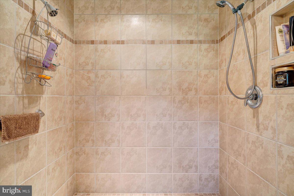 2170 Lone Ivy Rd Property Photo 66