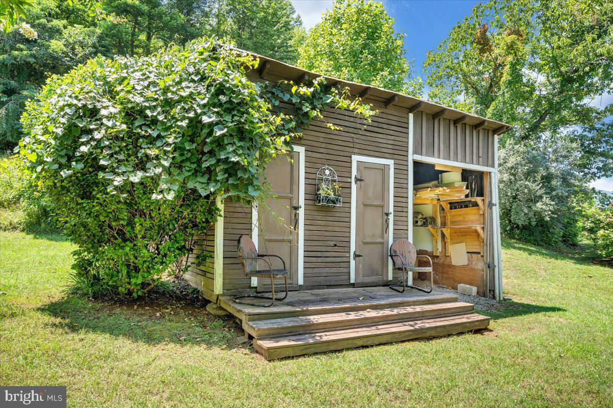 2170 Lone Ivy Rd Property Photo 78