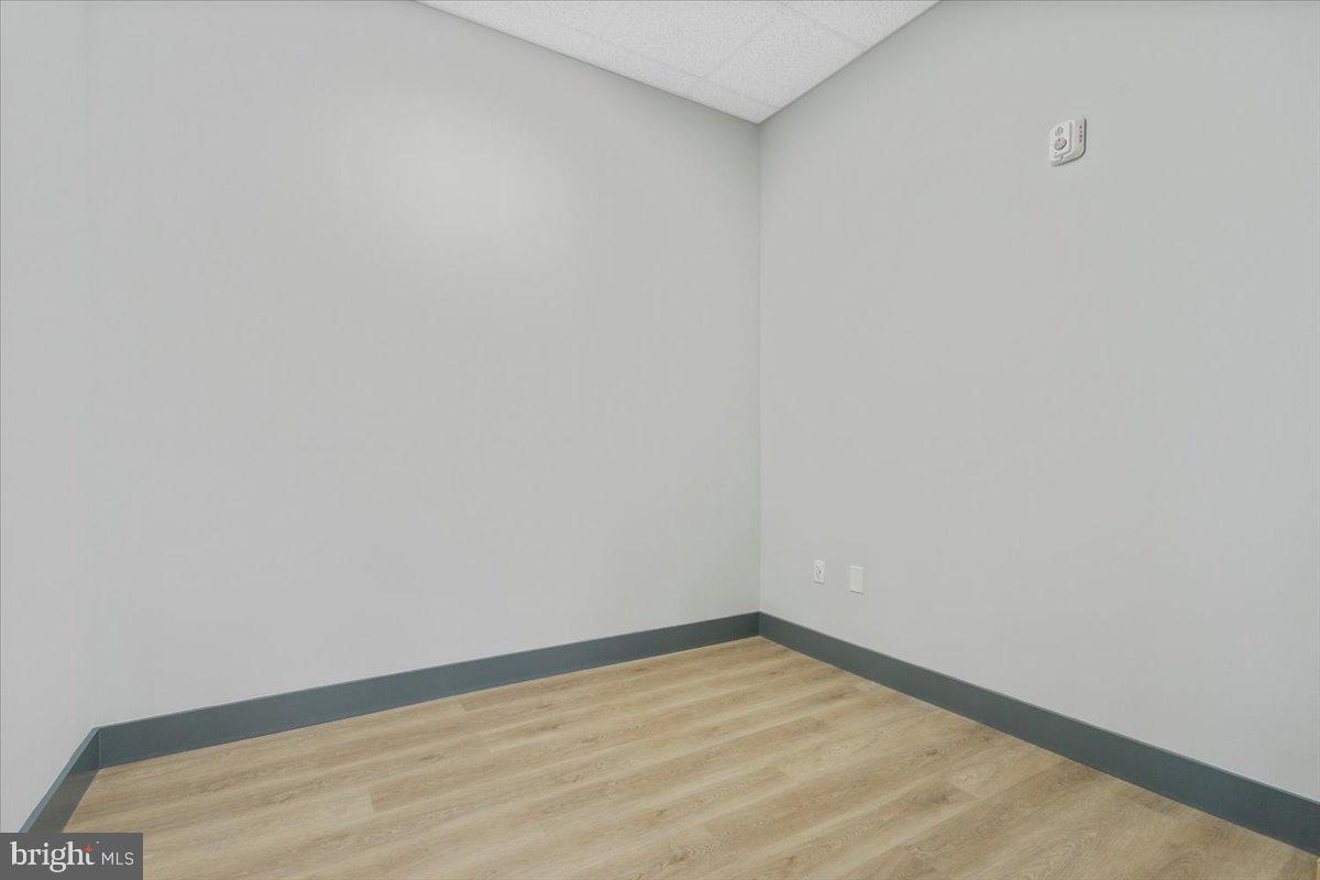 4565 Daisy Reid Ave #1 Property Photo 9