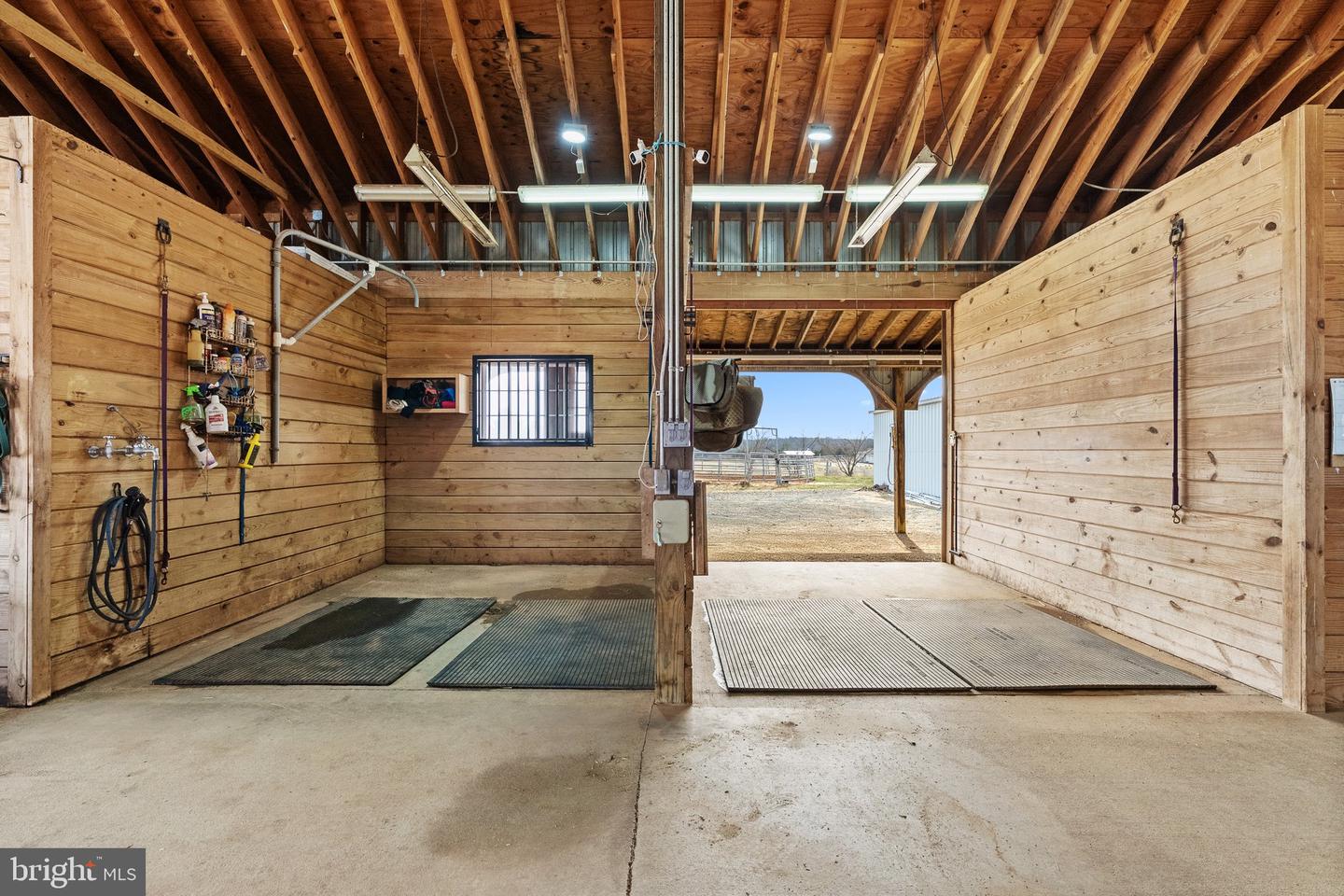 10900 Misty Creek Ct Property Photo 69