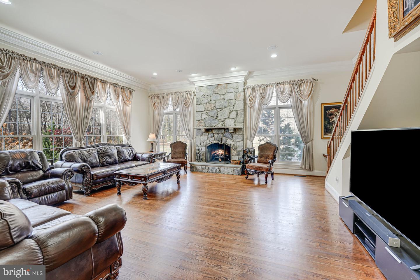 15280 Riding Club Dr Property Photo 8