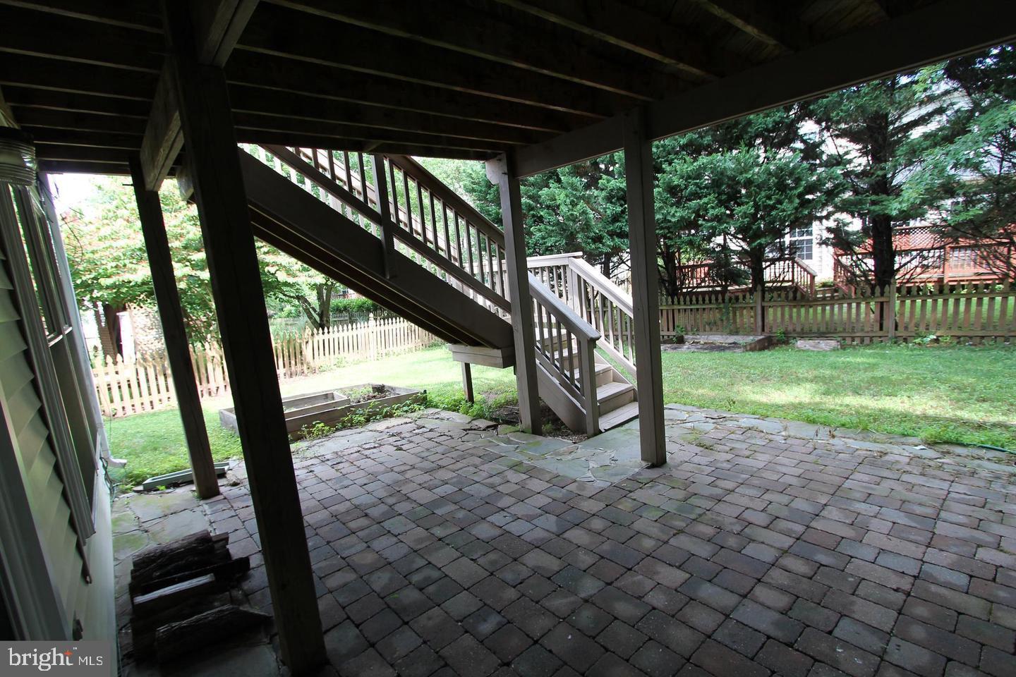 12360 Corncrib Ct Property Photo 3