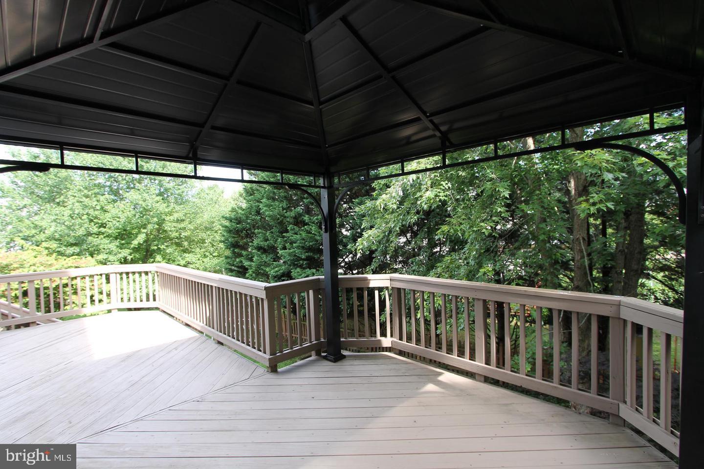 12360 Corncrib Ct Property Photo 5
