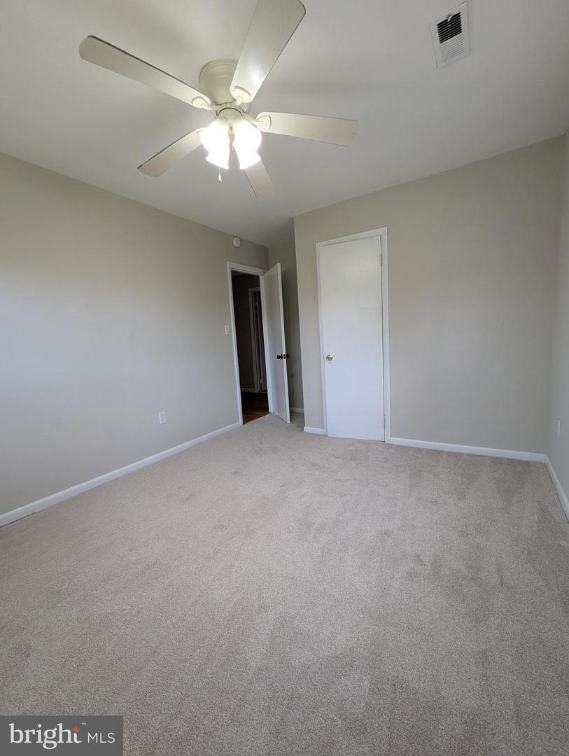 8608 Linton Hall Rd Property Photo 11