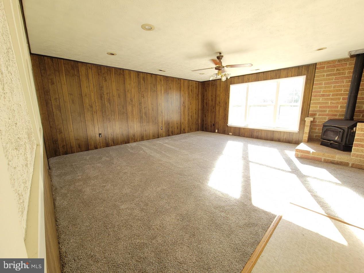 8608 Linton Hall Rd Property Photo 16