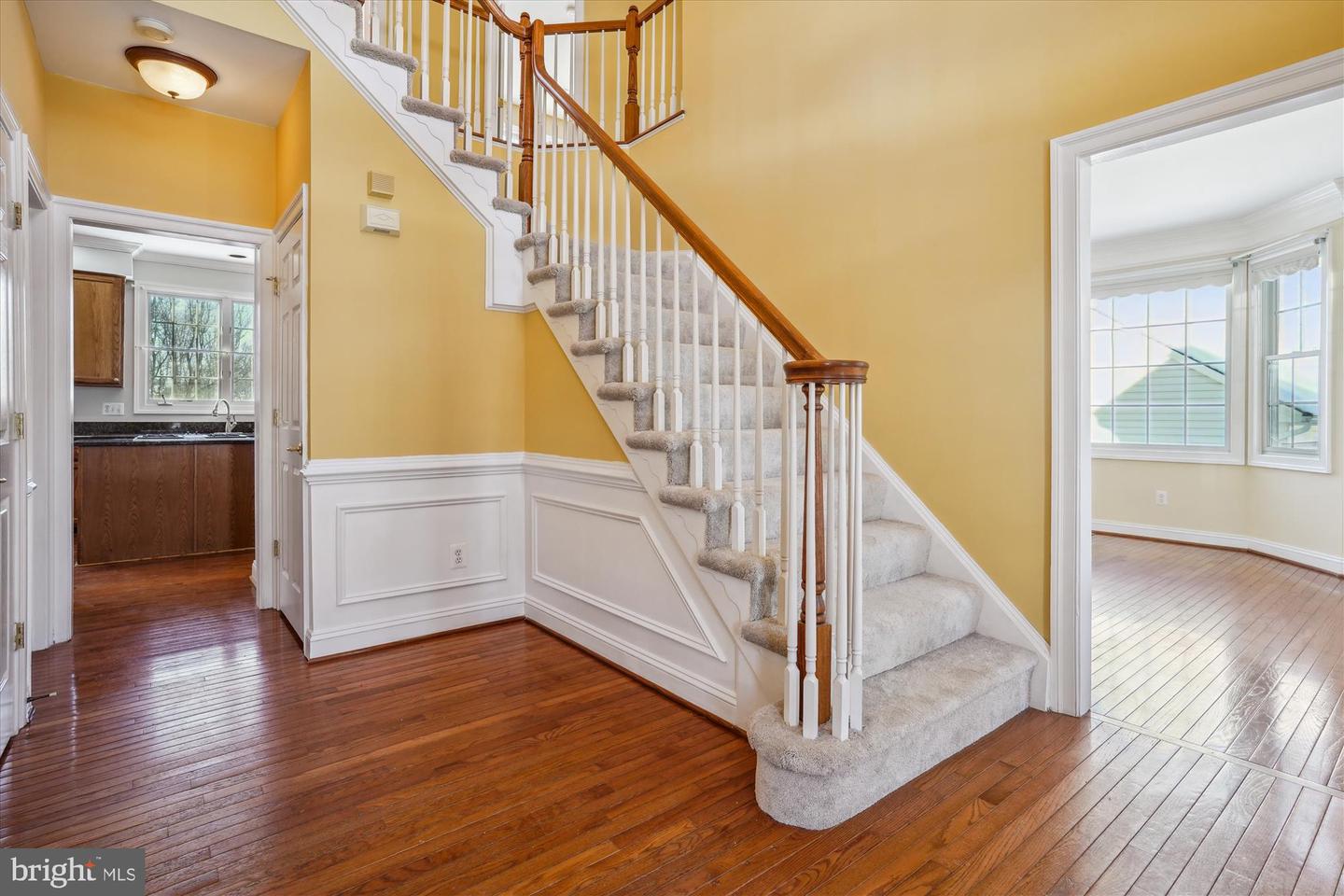 16028 Kings Mountain Road Property Photo 2
