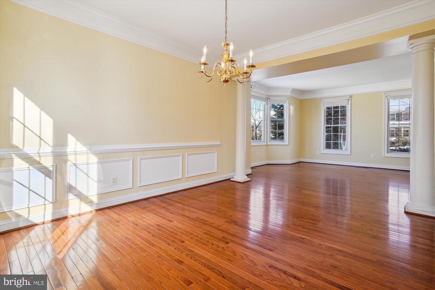 16028 Kings Mountain Road Property Photo 8