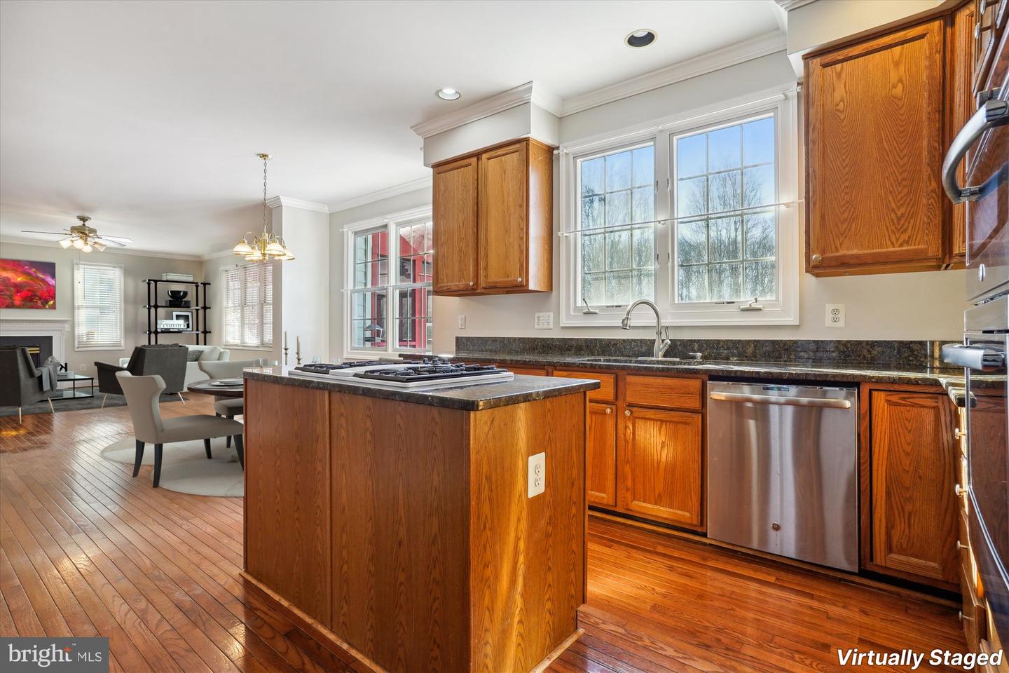 16028 Kings Mountain Road Property Photo 12