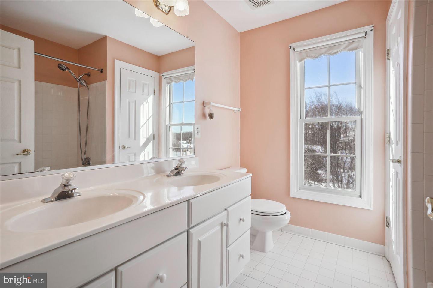 16028 Kings Mountain Road Property Photo 42