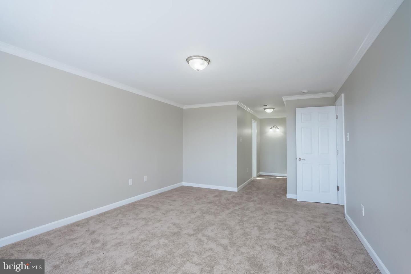 2112 Gore Dr Property Photo 26