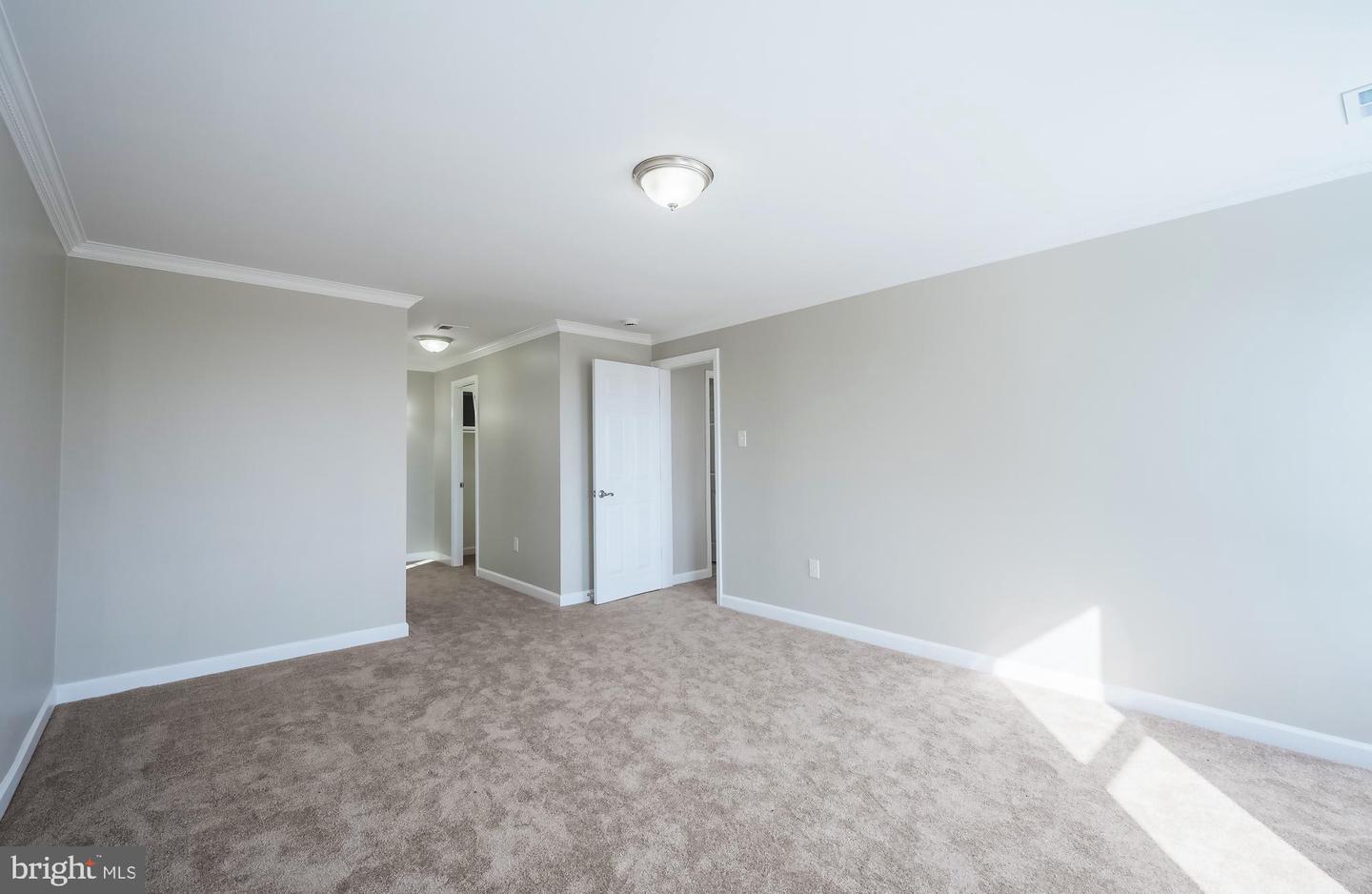 2112 Gore Dr Property Photo 28
