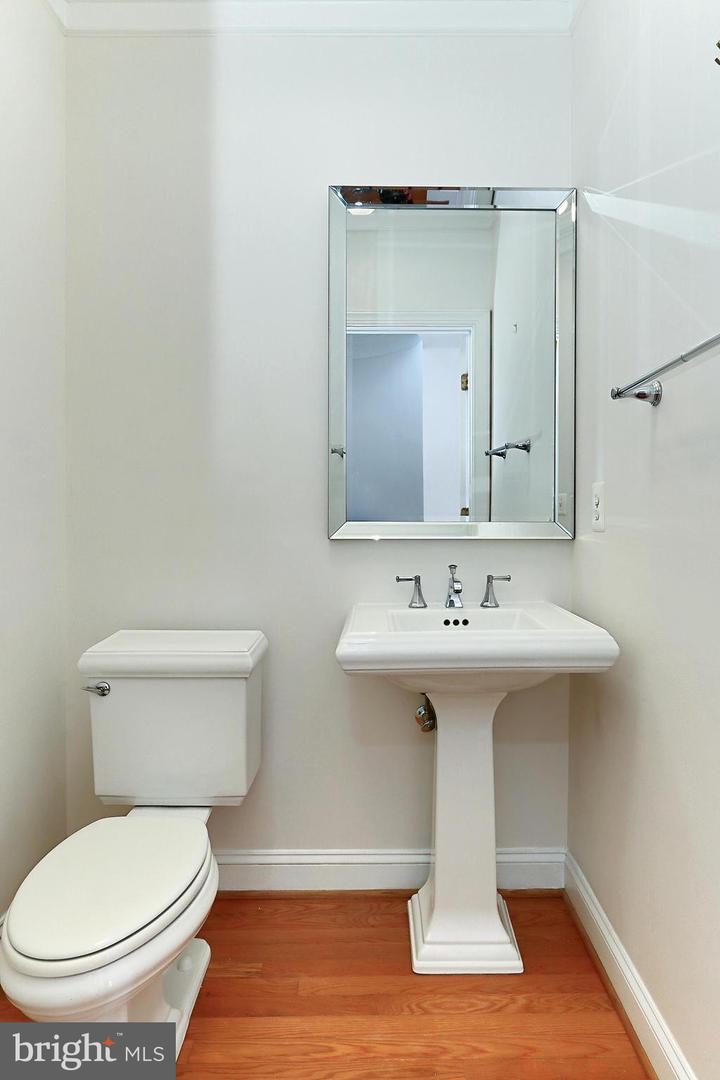 476 Harbor Side St Property Photo 15