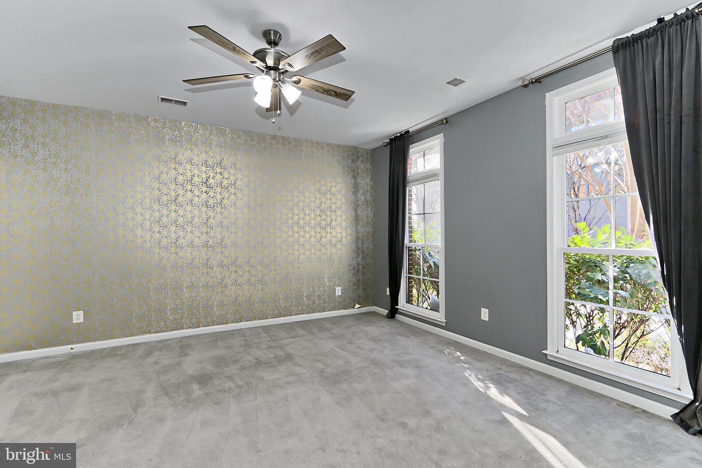 476 Harbor Side St Property Photo 32