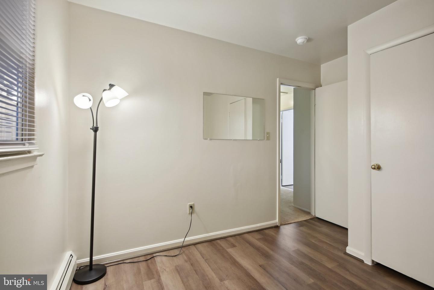 7807 Woodstock St Property Photo 16
