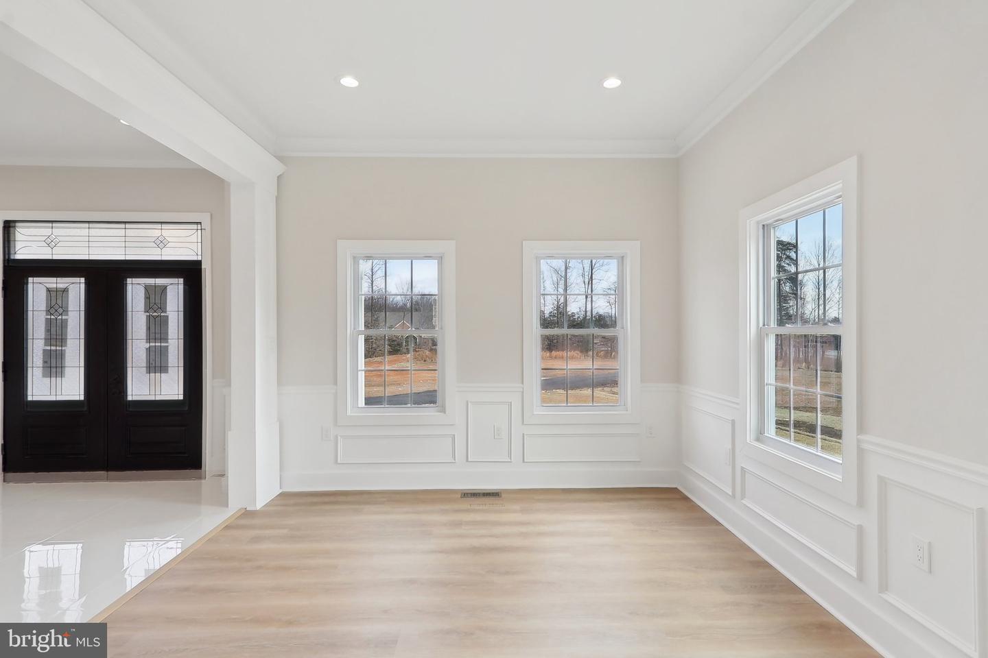 5660 Hoadly Rd Property Photo 5