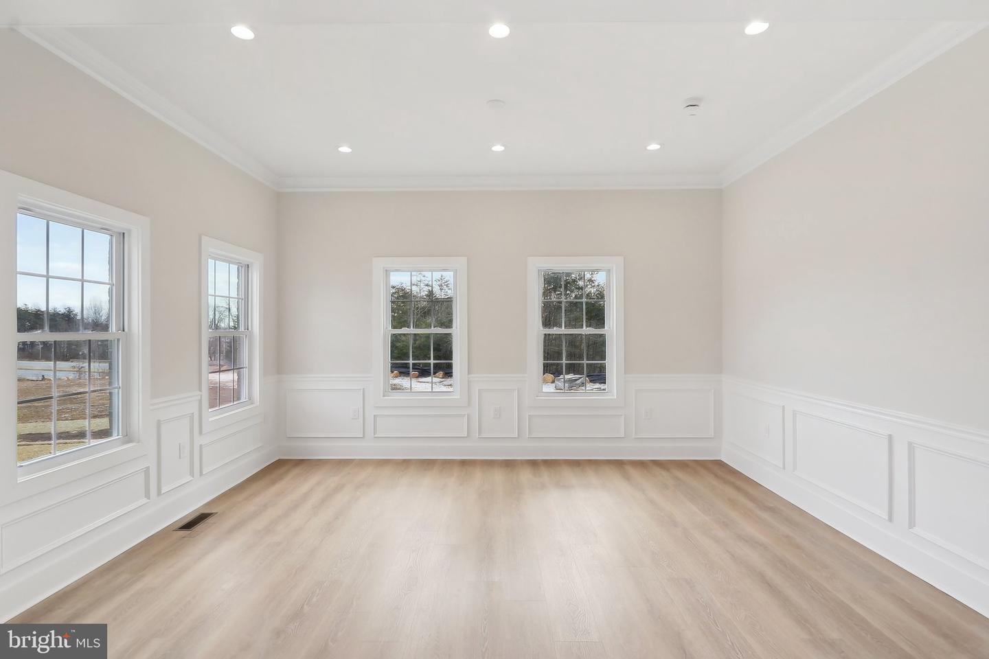 5660 Hoadly Rd Property Photo 21