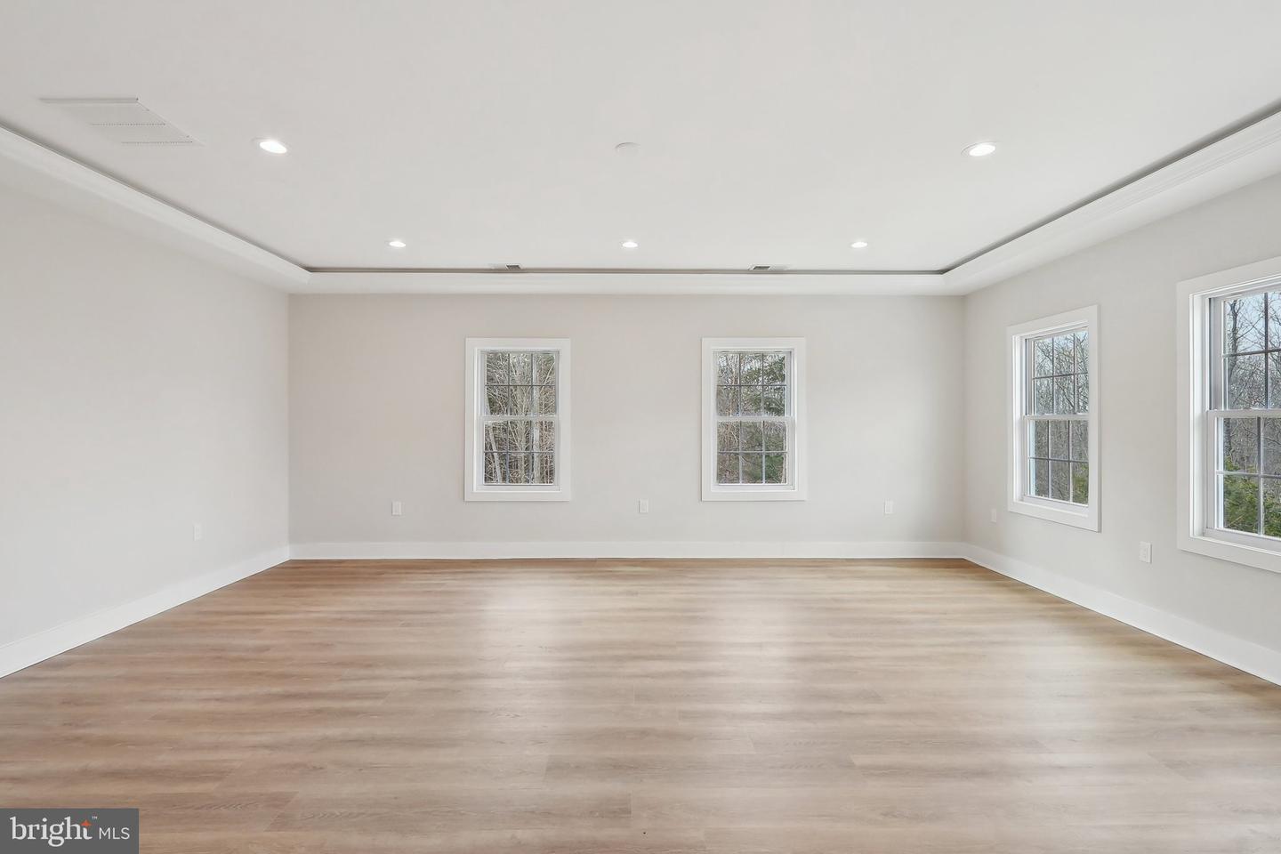 5660 Hoadly Rd Property Photo 62