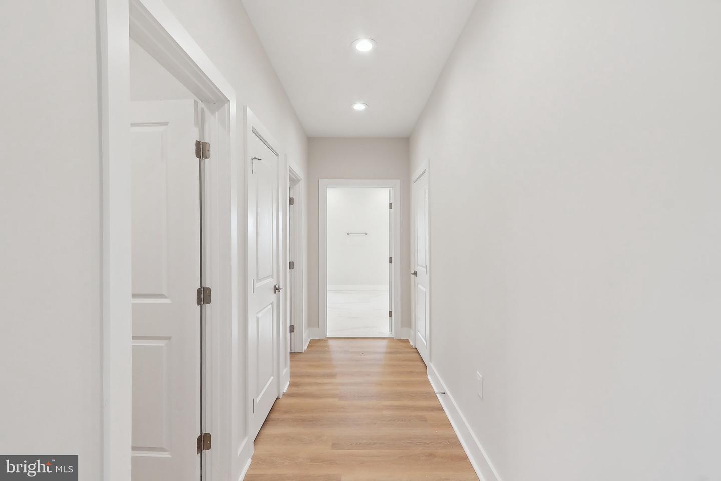 5660 Hoadly Rd Property Photo 63