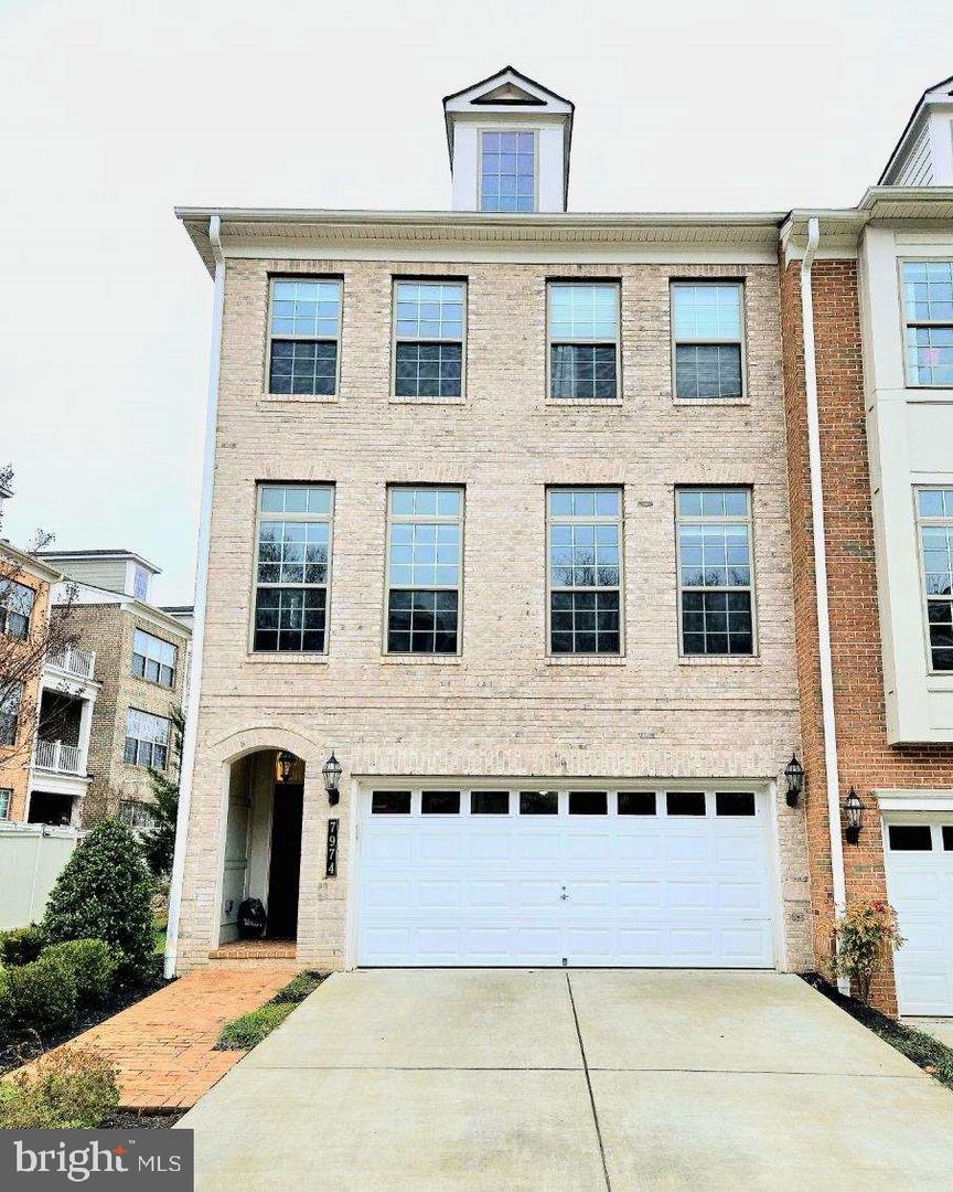 7974 Turtle Creek Cir Property Photo