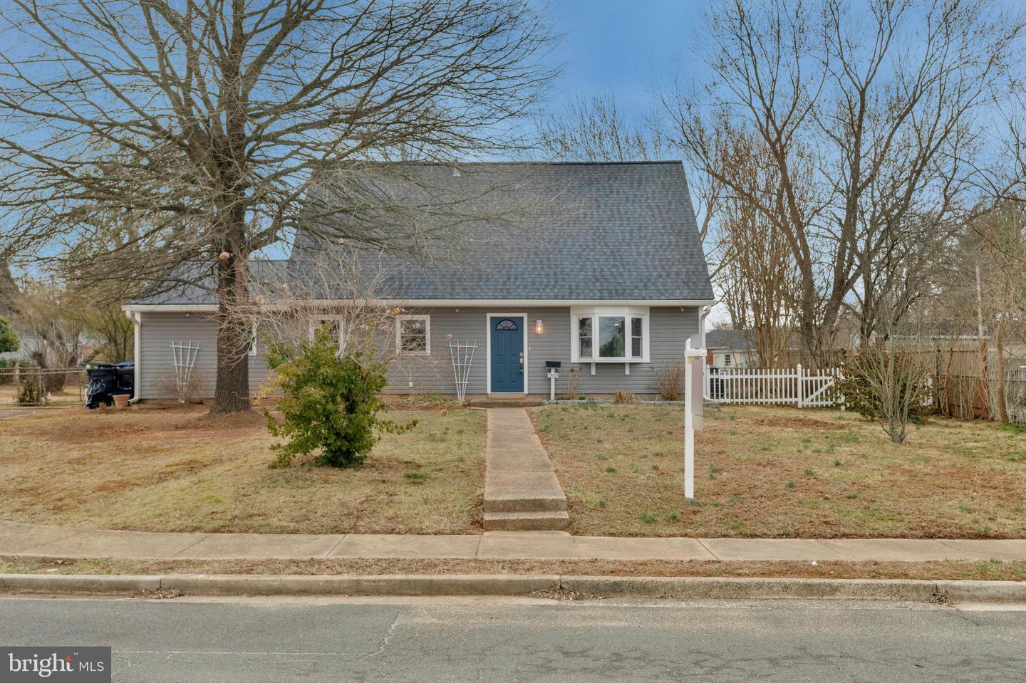 7589 Amherst Dr Property Photo 1