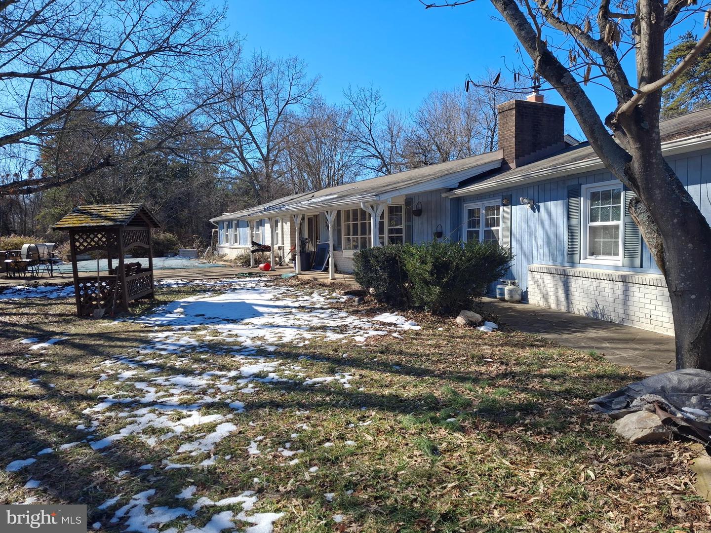 9499 Fostern Ln Property Photo
