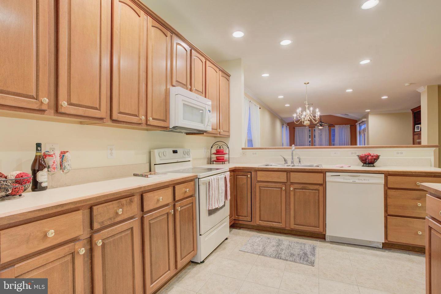 4034 Lunar Eclipse Dr Property Photo 5