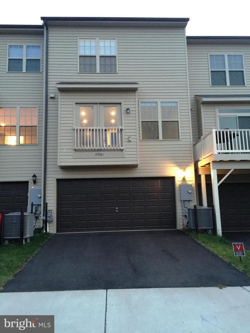 15981 Marsh Pl Property Photo 2