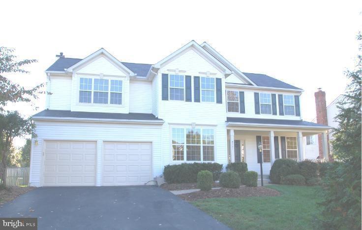 8751 Aycliffe Ln Property Photo