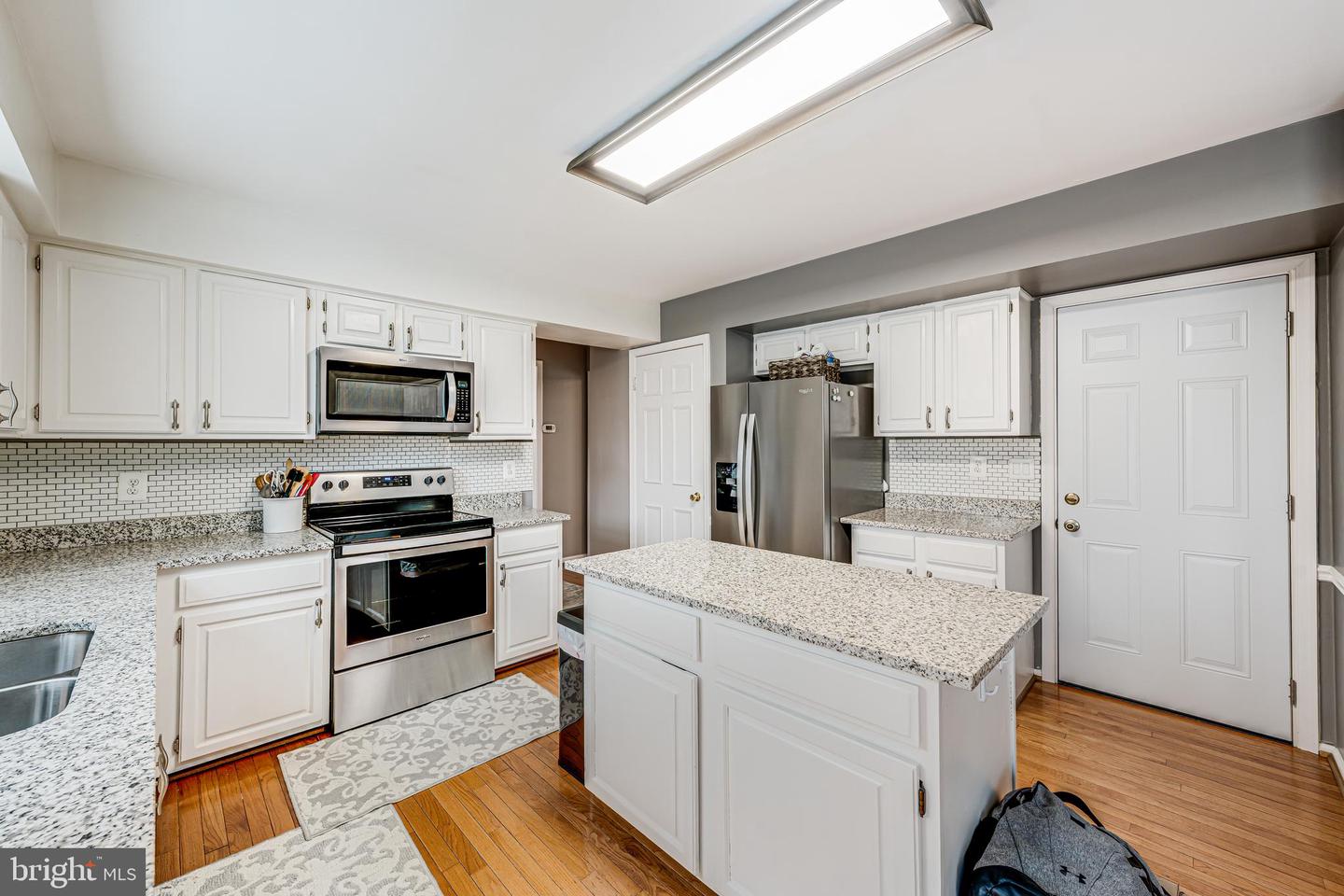 3448 Wainscott Pl Property Photo 17