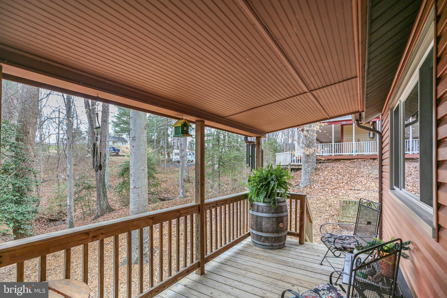 10831 Moore Dr Property Photo 3