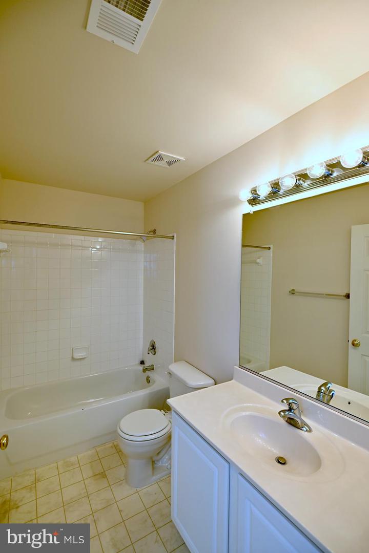 8727 Chorley Way Property Photo 25