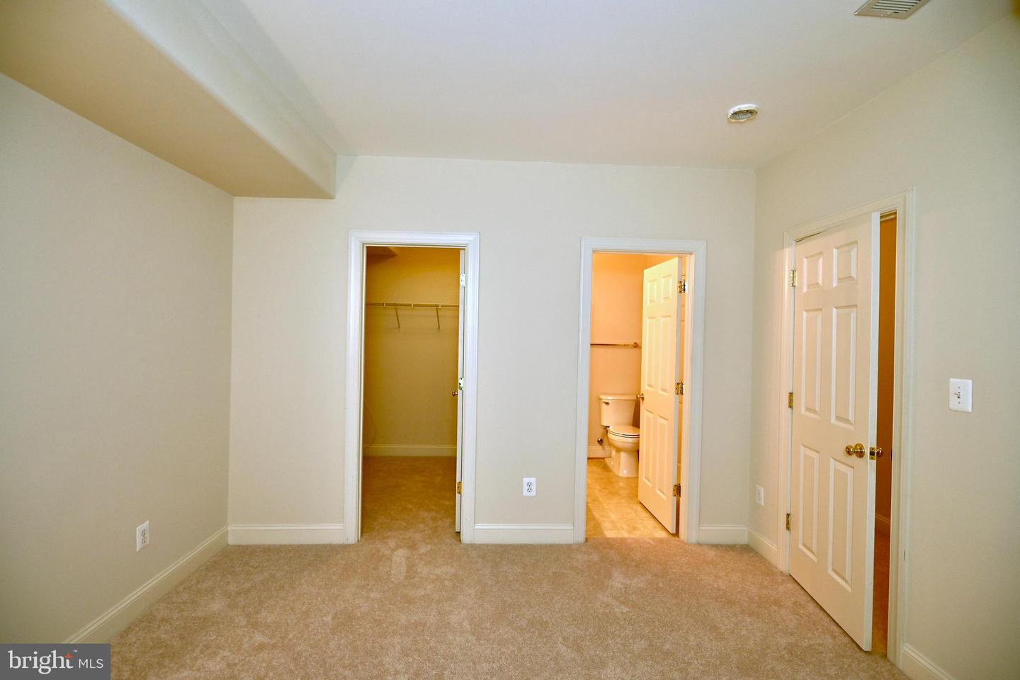 8727 Chorley Way Property Photo 29