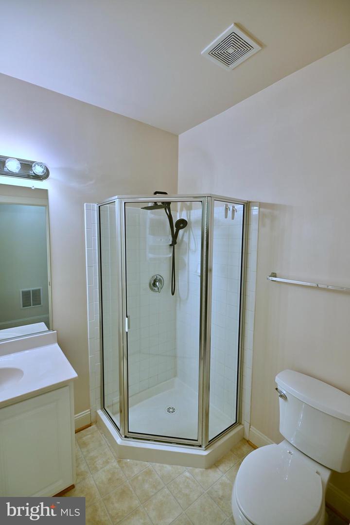 8727 Chorley Way Property Photo 30