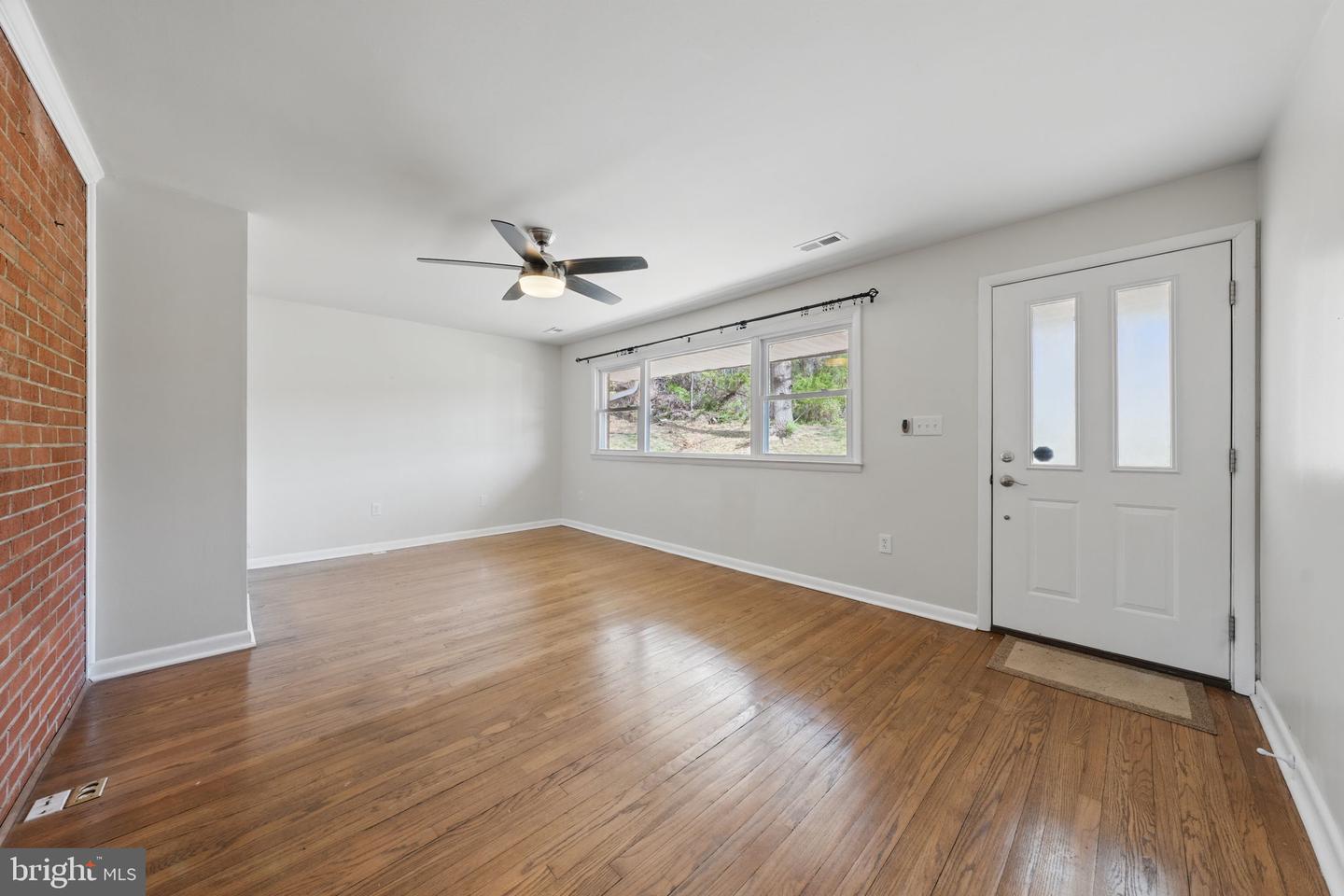 3993 Orange St Property Photo 6
