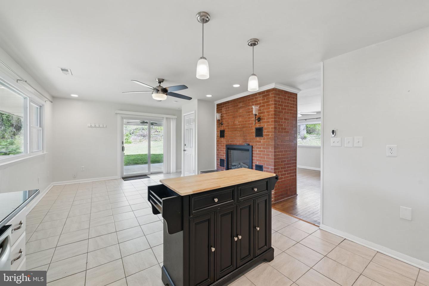 3993 Orange St Property Photo 8