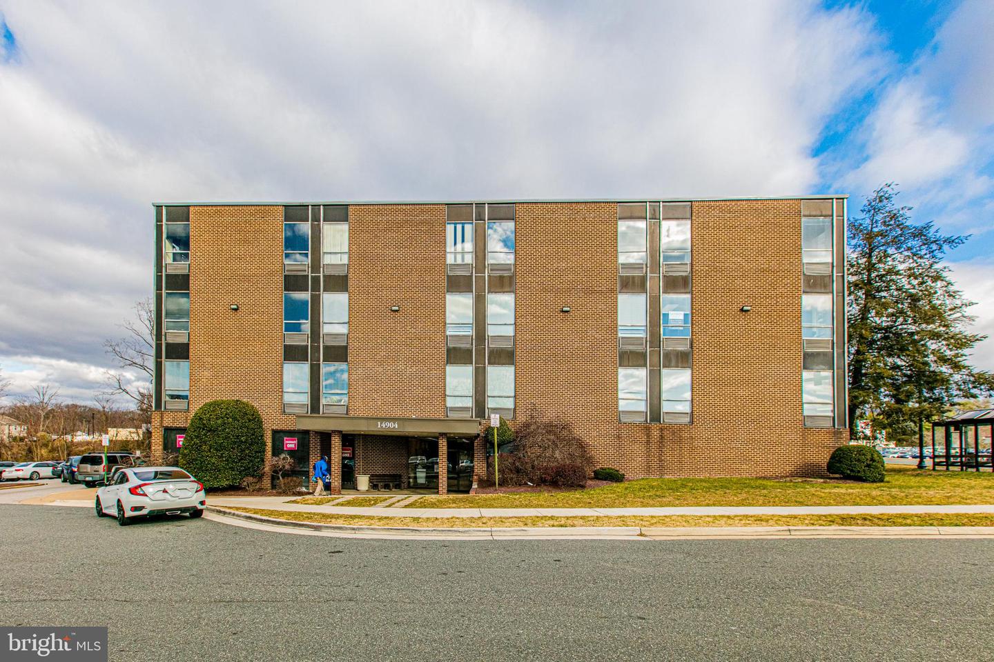 14904 Richmond Hwy #310 Property Photo 2