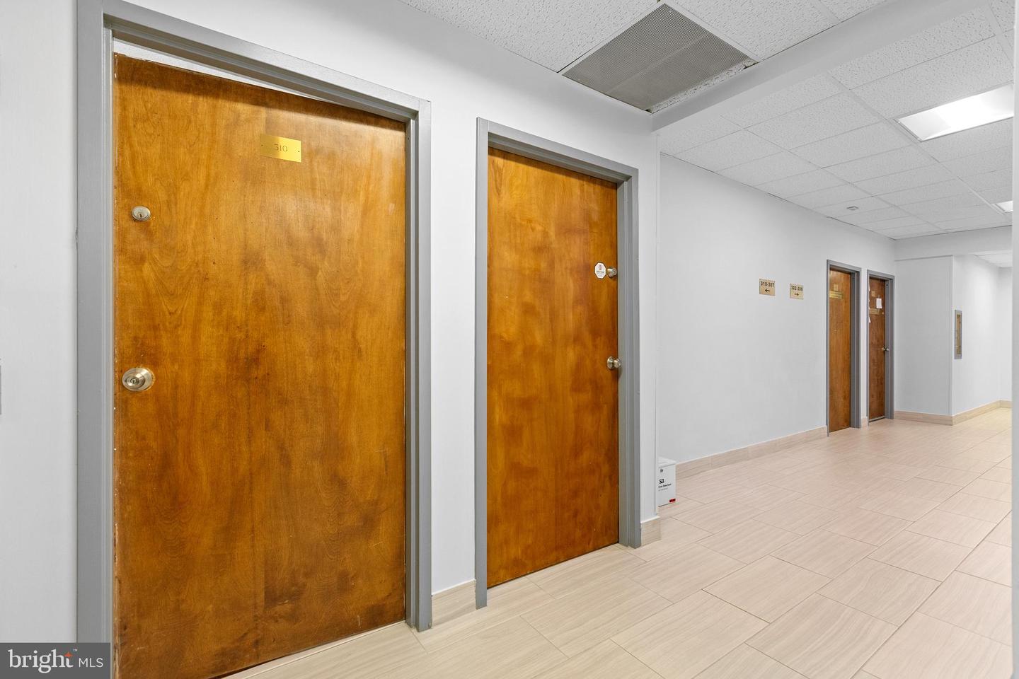 14904 Richmond Hwy #310 Property Photo 6