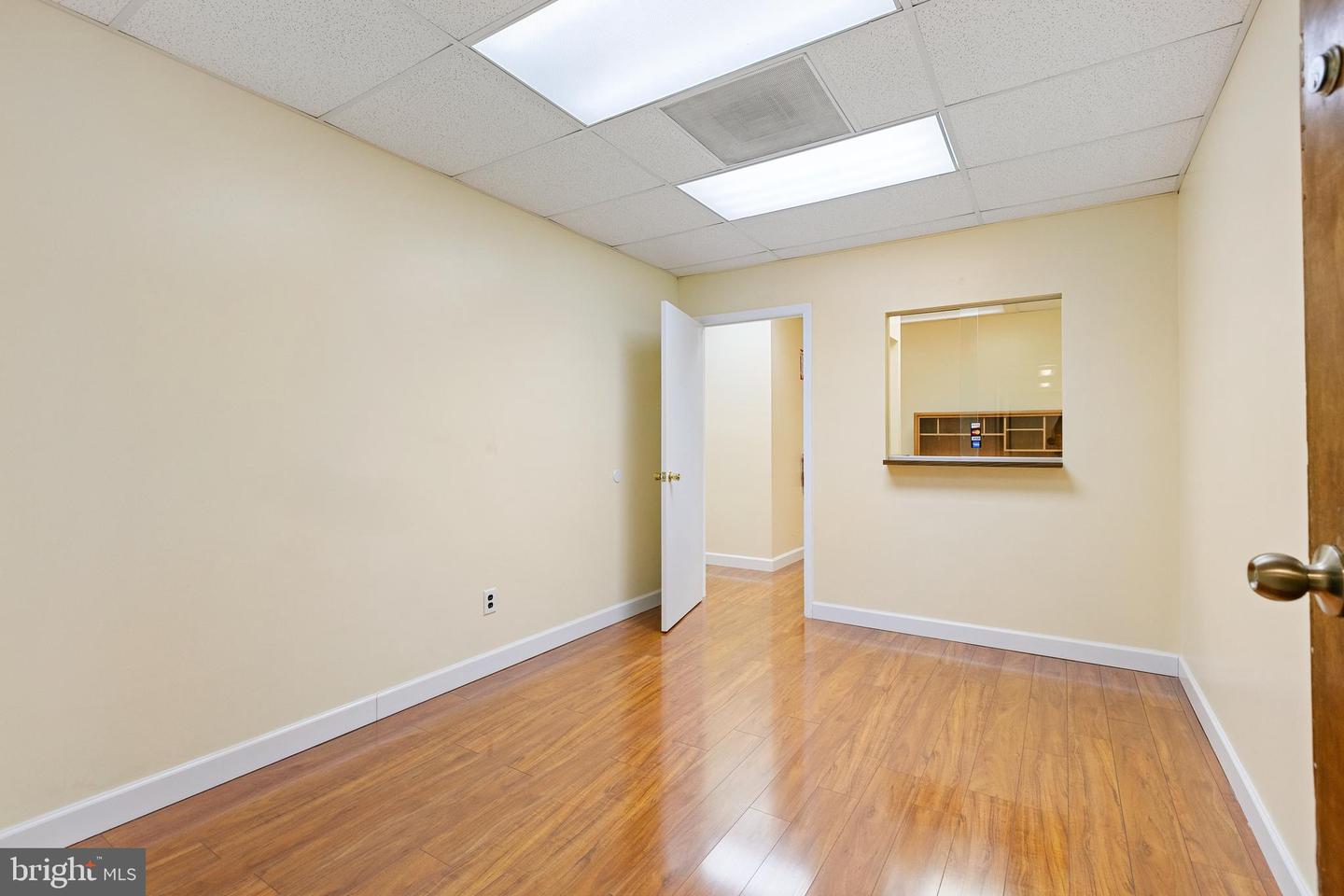 14904 Richmond Hwy #310 Property Photo 7