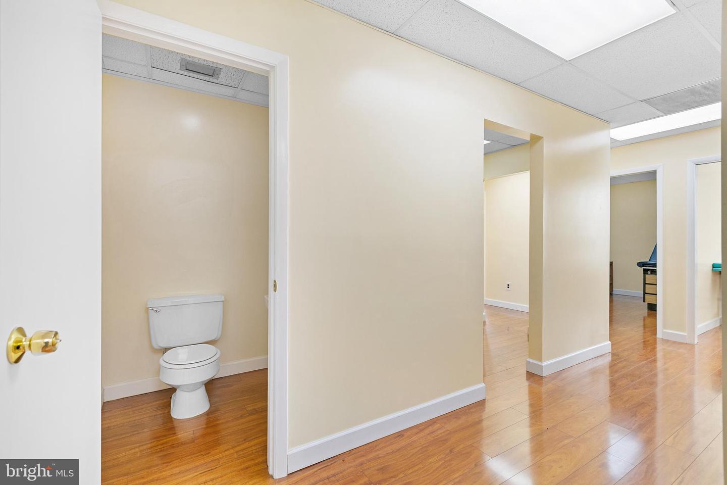 14904 Richmond Hwy #310 Property Photo 13